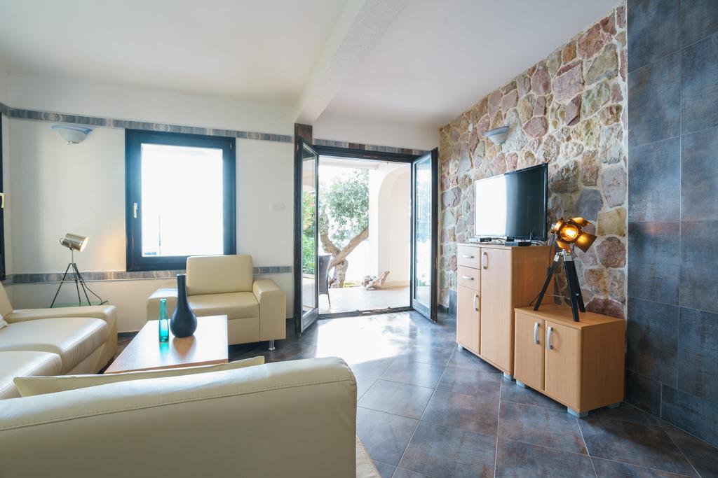 Apartments Zezelj Sveti Stefan Εξωτερικό φωτογραφία