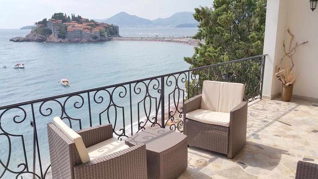 Apartments Zezelj Sveti Stefan Εξωτερικό φωτογραφία