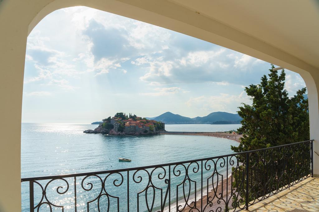 Apartments Zezelj Sveti Stefan Εξωτερικό φωτογραφία