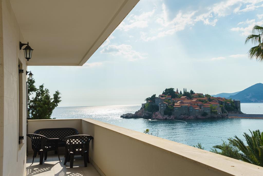 Apartments Zezelj Sveti Stefan Εξωτερικό φωτογραφία